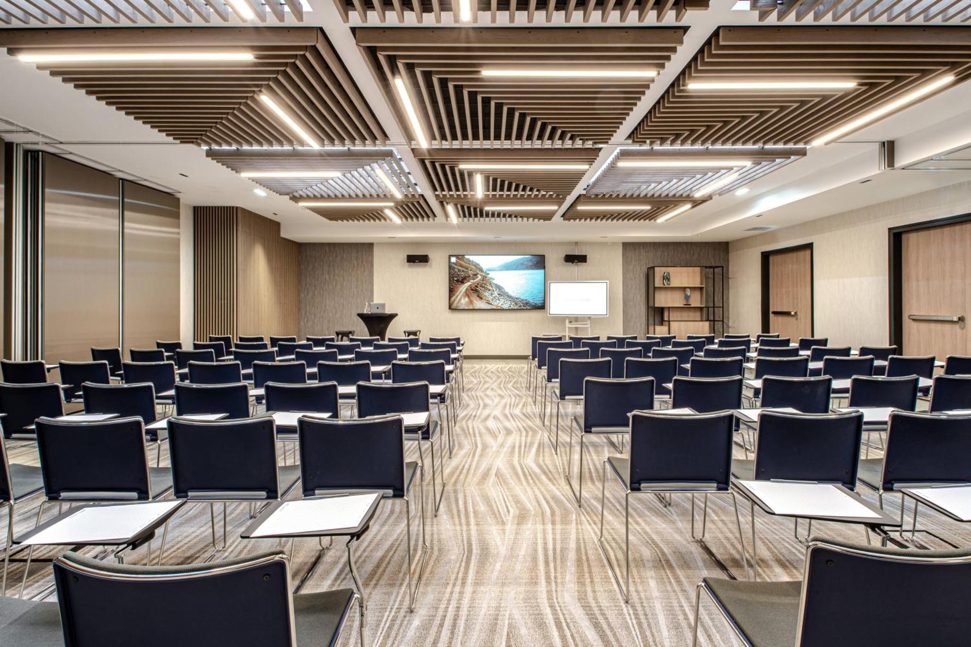 Courtyard By Marriott Paris Porte De Versailles Issy-les-Moulineaux Exterior foto