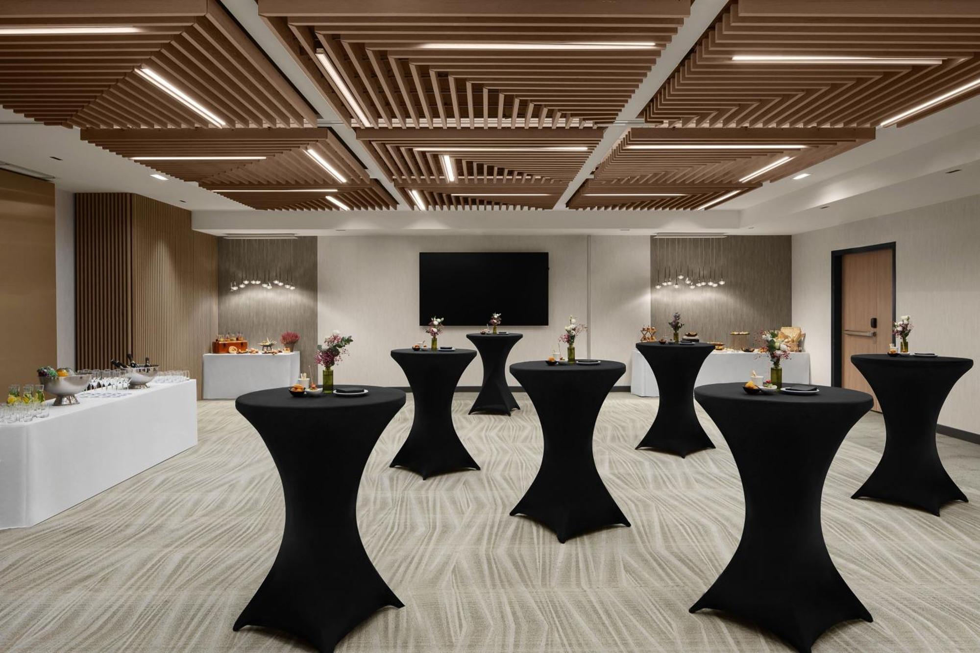 Courtyard By Marriott Paris Porte De Versailles Issy-les-Moulineaux Exterior foto