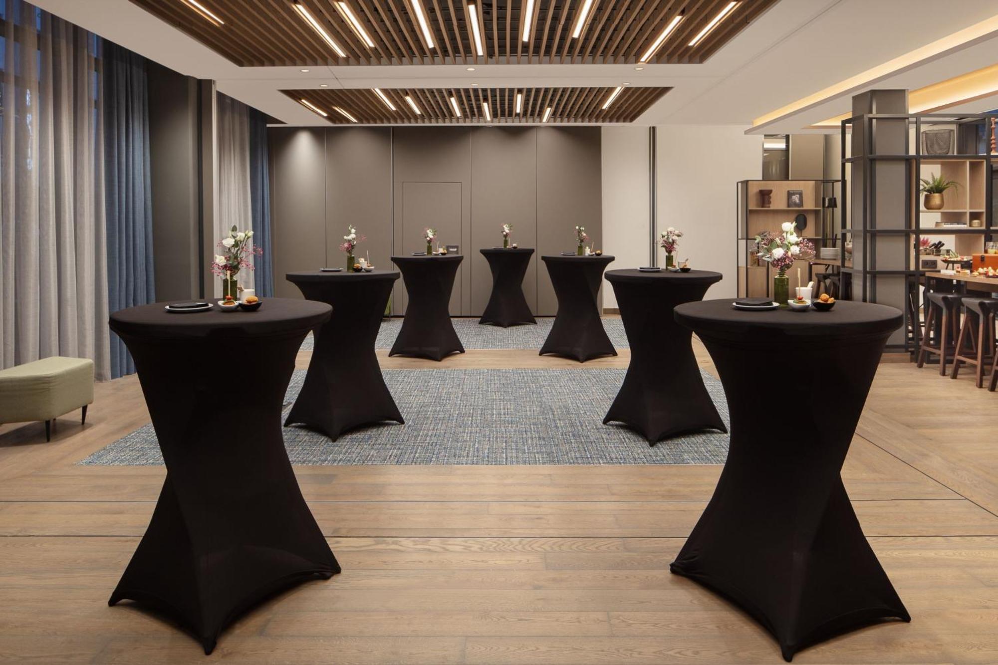 Courtyard By Marriott Paris Porte De Versailles Issy-les-Moulineaux Exterior foto